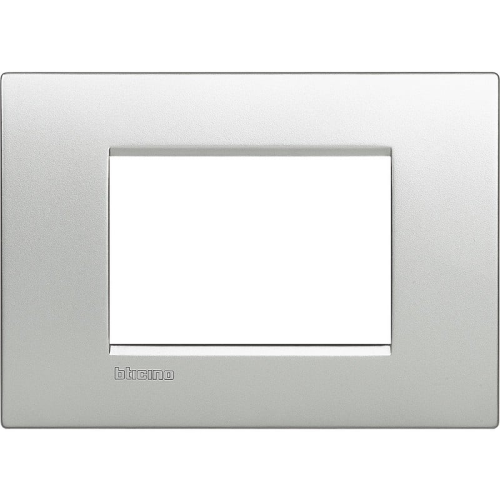 Bticino Livinglight placca AIR 3 moduli tech LNC4803TE