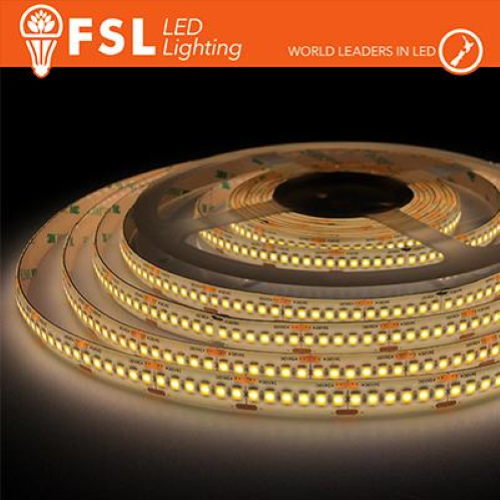STRISCIA LED IP65 K4000 24V 16W/M 240LEDM