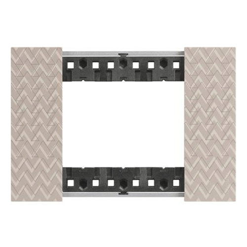 Placca Bticino Living Now 3 moduli colore optic KA4803MM