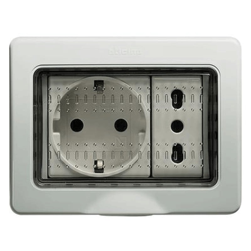 Bticino Matix Idrobox placca stagna IP55 3 moduli 25503